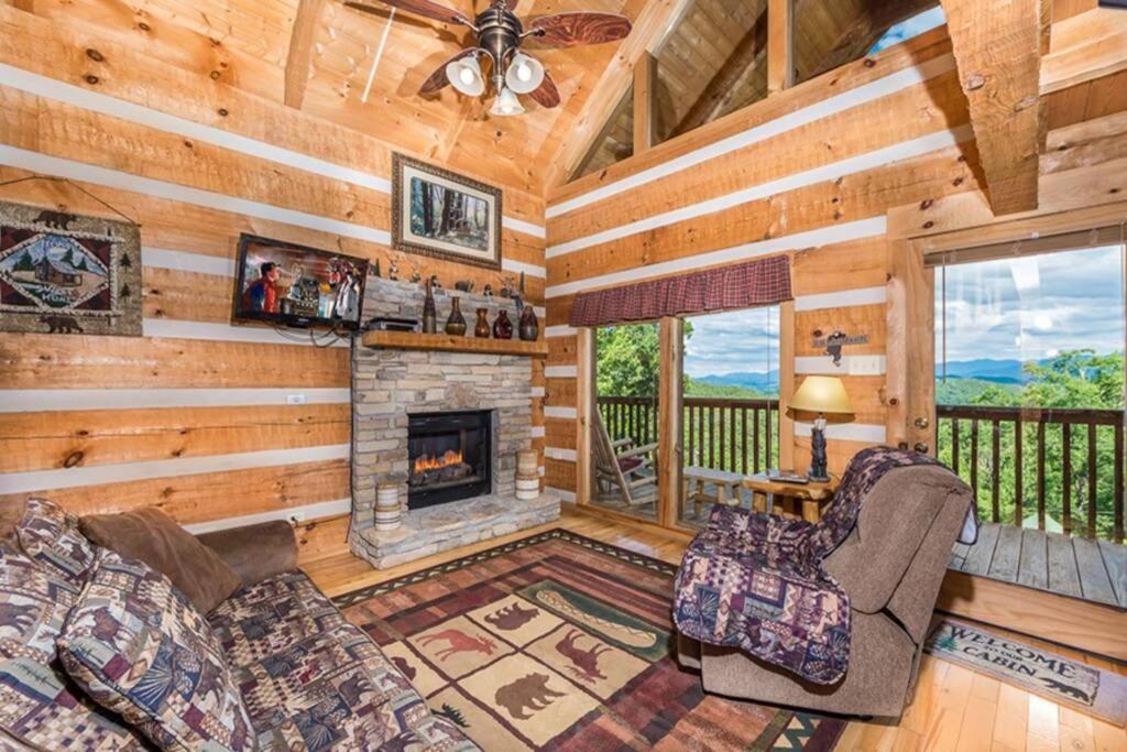 View! Private! Hot Tub,Pool Table,Fireplace,Relax! セバービル エクステリア 写真